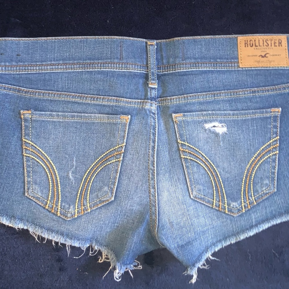 Hollister mini shorts